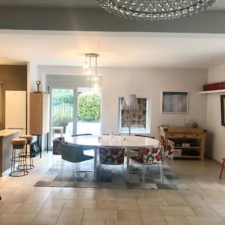 Avec Piscine * Tresserve