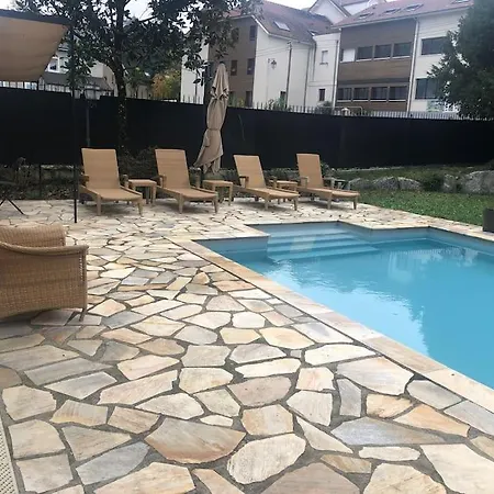 Apartment Avec Piscine *